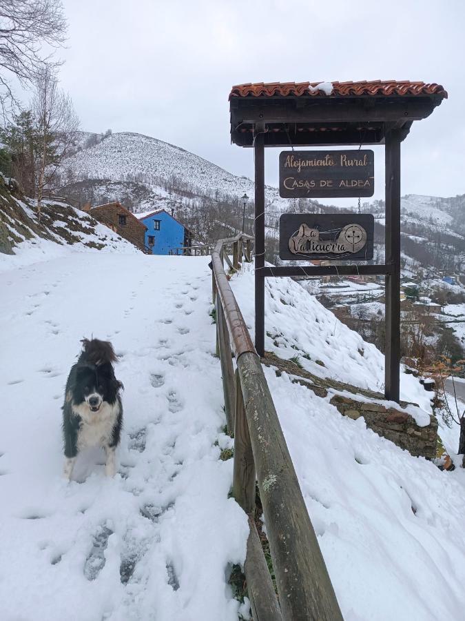 La Vallicuerra Миерес Екстериор снимка